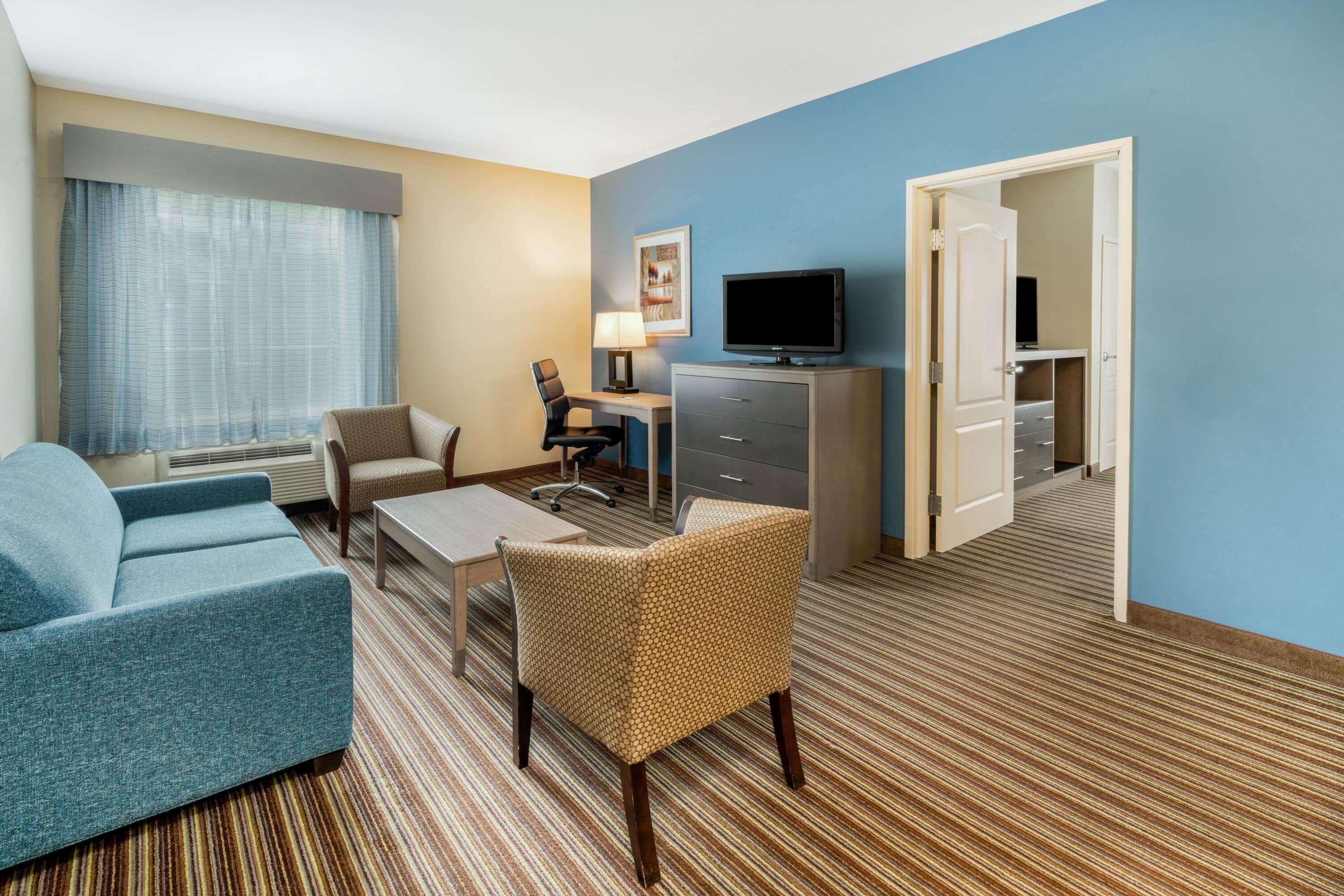 La Quinta Inn & Suites By Wyndham Broussard - Lafayette Area Экстерьер фото