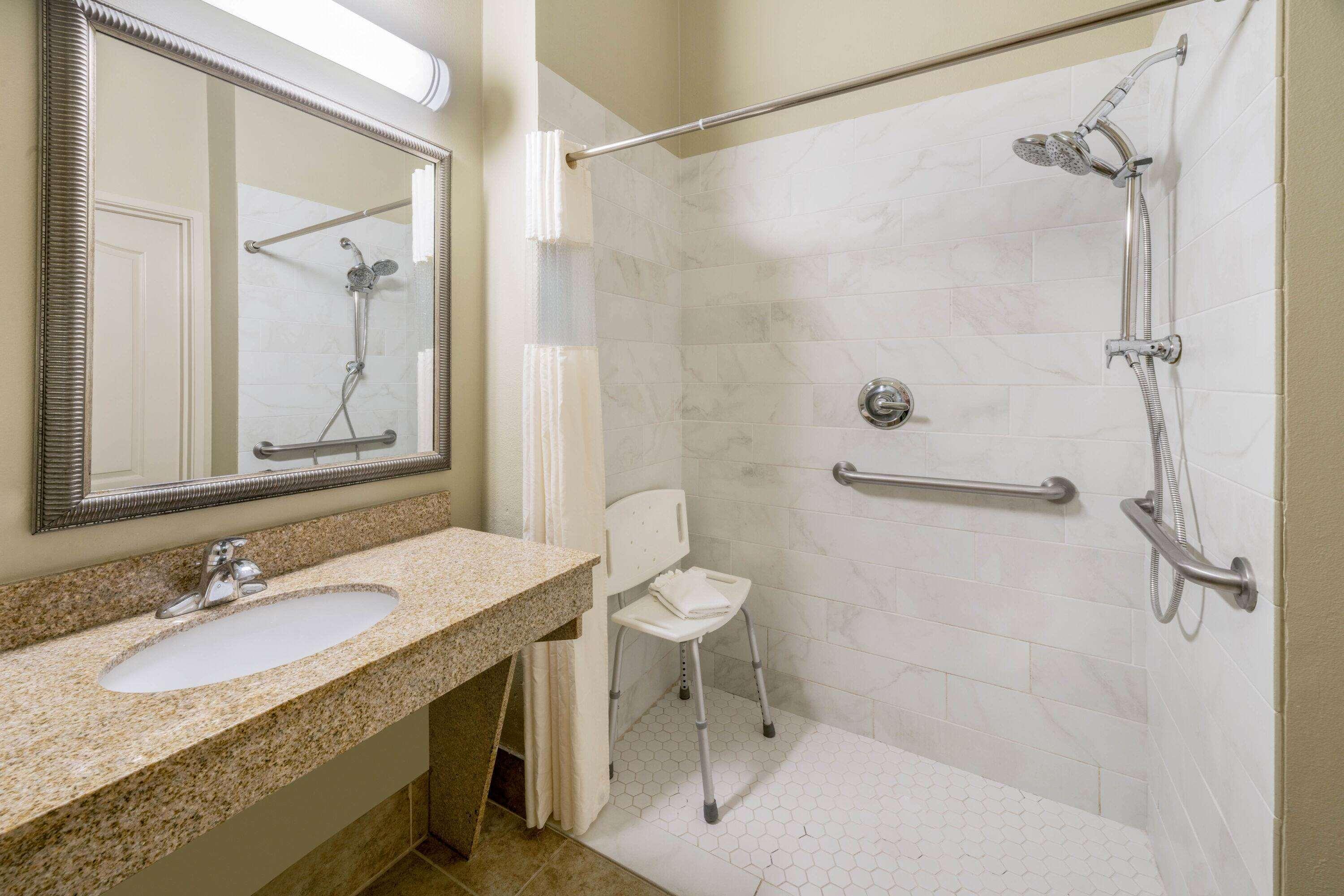 La Quinta Inn & Suites By Wyndham Broussard - Lafayette Area Экстерьер фото